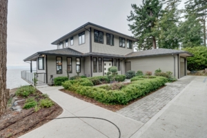 Redrooffs Road, Halfmoon Bay - Spani Developments - Custom Built Home